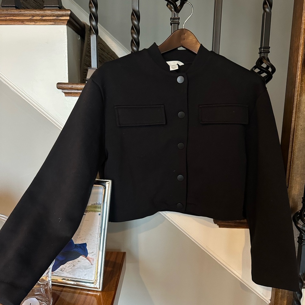 H&M Black Women's Button-Up Semi-Cropped Over Coat - size: XS fits S
